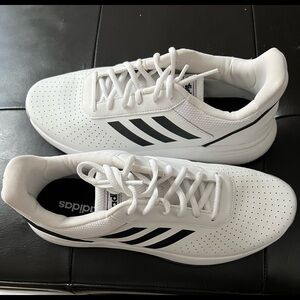 Adidas men sneakers  white/black New w/o tags
